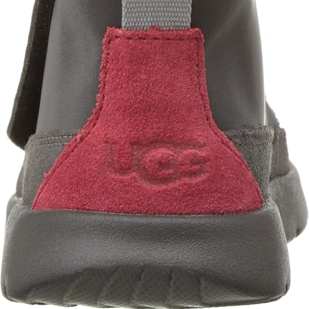 UGG New BOOTs KIDS Suede CANOE REFLECTIVE Treadlite Chukka Grey Red Black NIB 13 - Picture 4 of 16